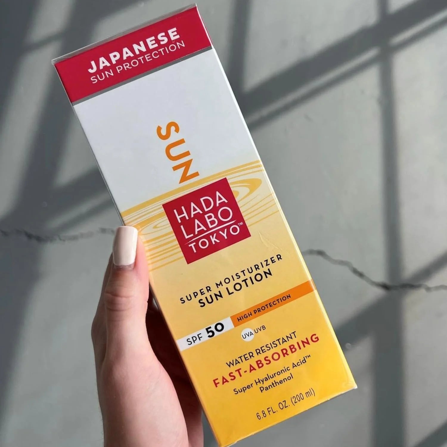 Flacon Hada Labo Japanese Sun Body Lotion SPF50 200ml format généreux protection solaire corps hydratante waterproof - novaparapharmacie