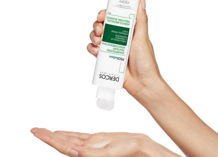 VICHY Dercos Psolution application shampooing traitant kératoréducteur psoriasis cuir chevelu squames traitement quotidien - novaparapharmacie