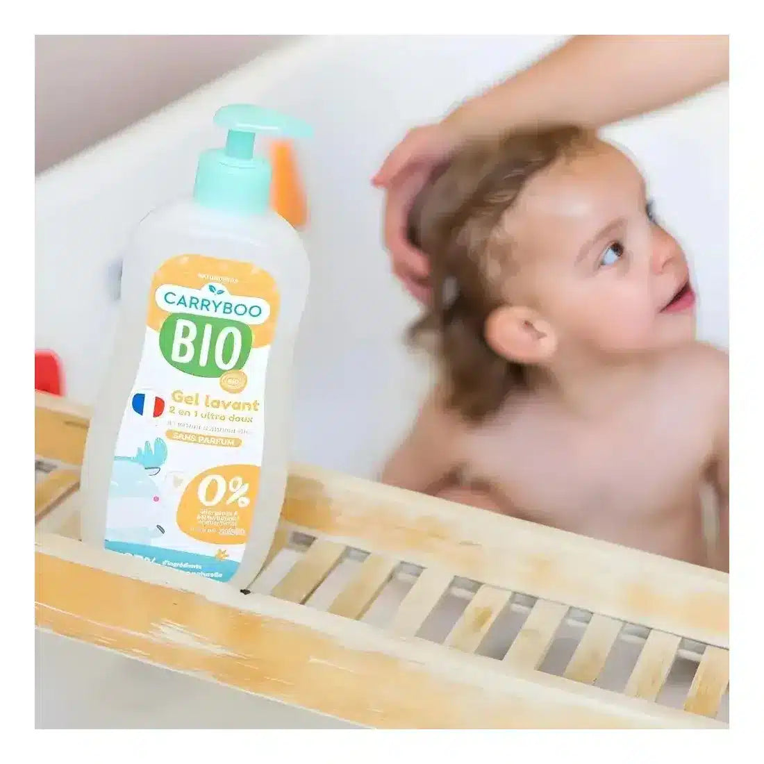Gel lavant CARRYBOO 2en1 Ultra Doux Abricot 500ml bain douche bébé parfum abricot 2en1 pratique ultra doux sans larmes - novaparapharmacie