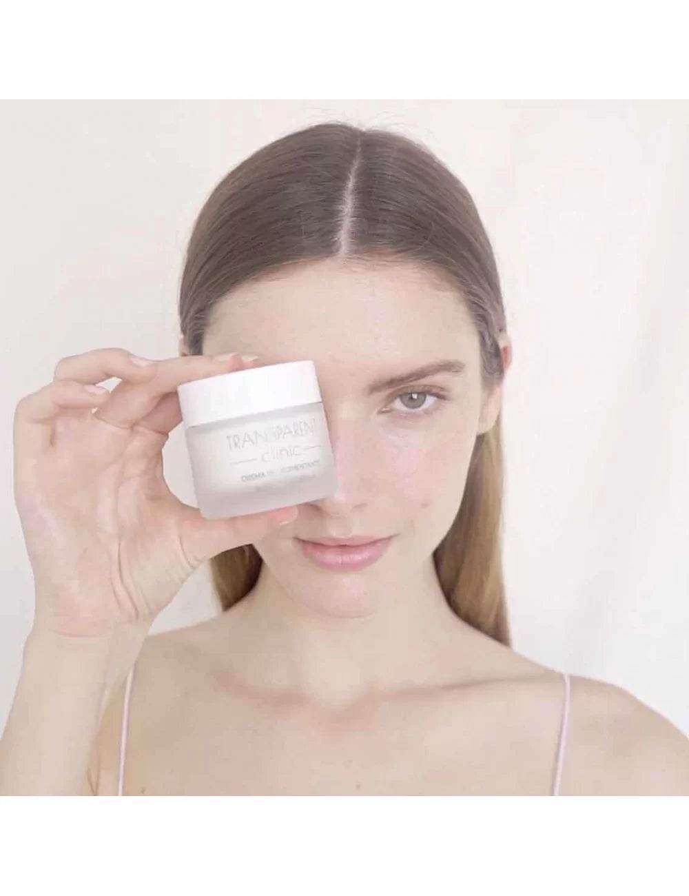 TRANSPARENT CLINIC Brightening Crème 50ml application crème éclaircissante anti-taches mode emploi protection solaire - novaparapharmacie