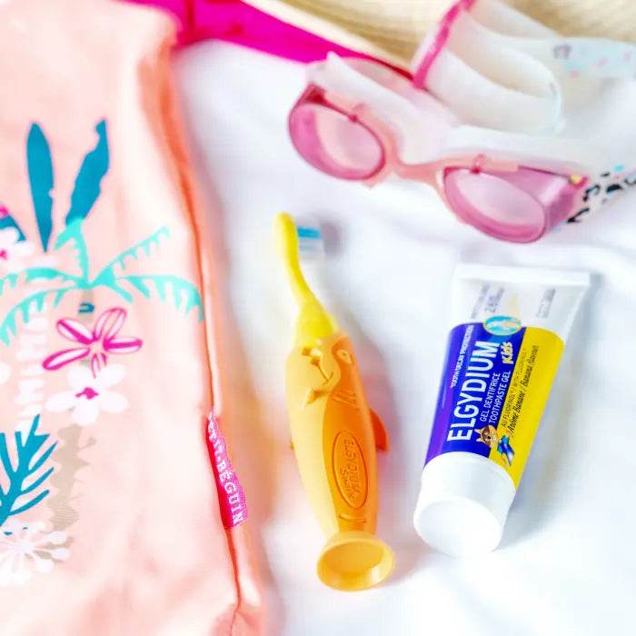 ELGYDIUM Kids Banane Dentifrice Enfant 2-6 ans Goût Banane Fluor Adapté Dents de Lait 50ml - Nova Parapharmacie