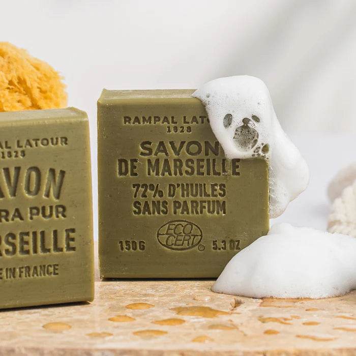 Savon de Marseille à l'Huile d'Olive 150g Cosmos Natural Authentique Provence - Nova Parapharmacie