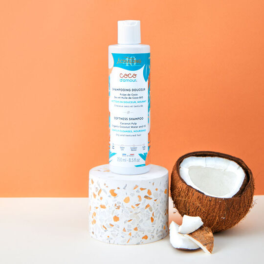 Texture shampooing Activilong Coco D'Amour Douceur mousse délicate huile coco nettoie hydrate cheveux - novaparapharmacie

