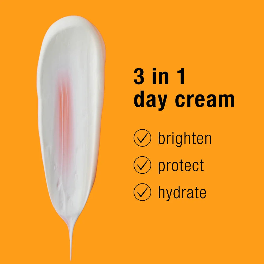 Super Facialist application crème hydratante vitamine C massage visage protection quotidienne - novaparapharmacie