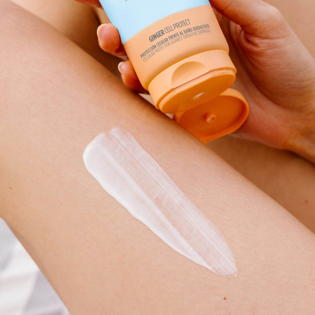 ISDIN Fotoprotector Gel Crème SPF50+ 250ml - Protection Solaire Très Haute Texture Gel - Nova Parapharmacie